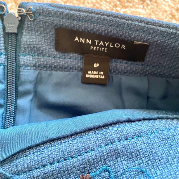 ANN TAYLOR SKIRT - Picture 3 of 3